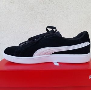 PUMA Smash V2 Sneakers